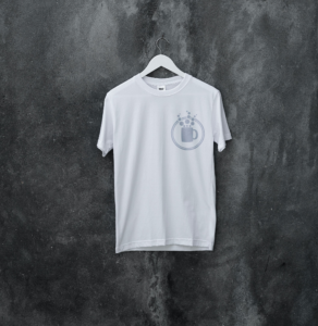 Polo con logo corporativo de la empresa como regalo
