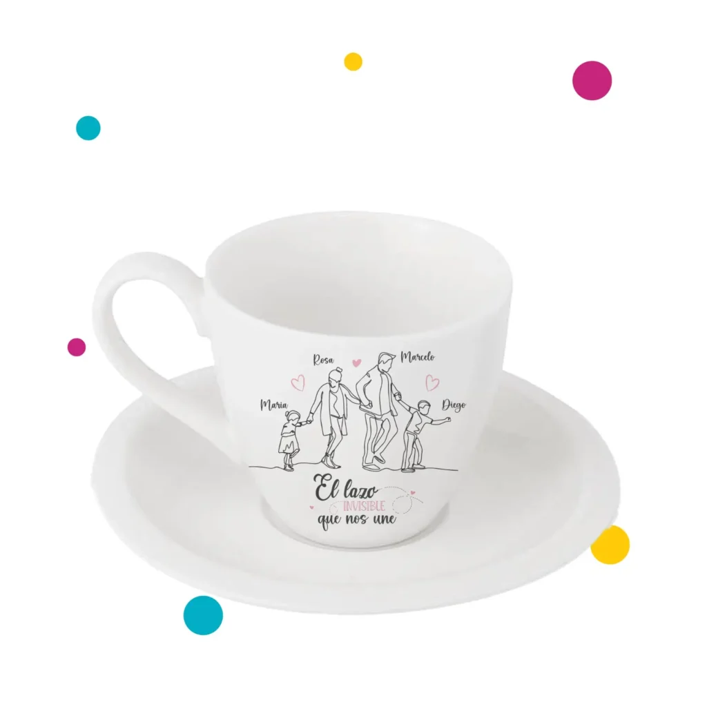 tazas de té con plato con diseño de familia